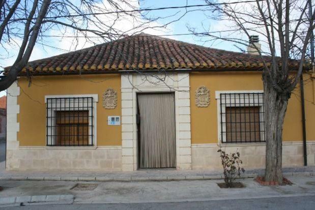 Estacion de Chinchilla Los Ferroviarios מראה חיצוני תמונה